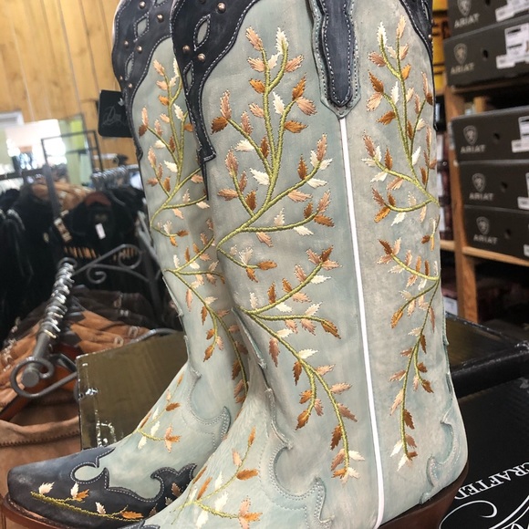 Ladies Dan Post blue on blue embroidery NWT - Picture 5 of 8